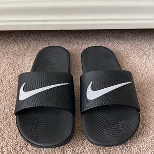 Nike Kawa Slides- Youth